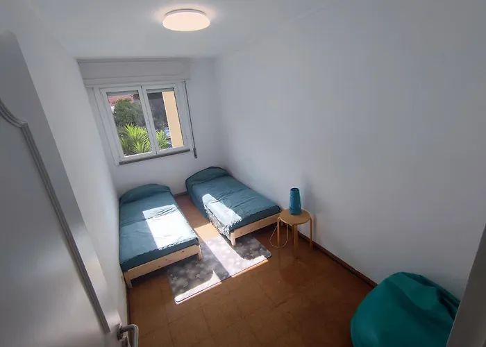 Aconchegante T3 Em Telheiras Lisboa