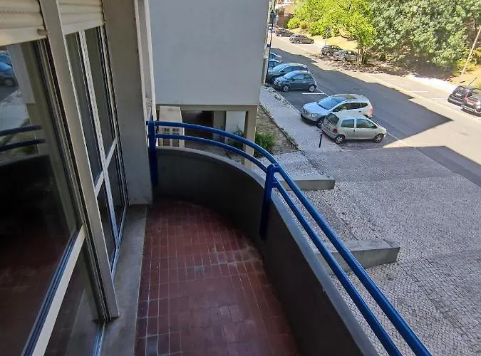 Aconchegante T3 Em Telheiras *