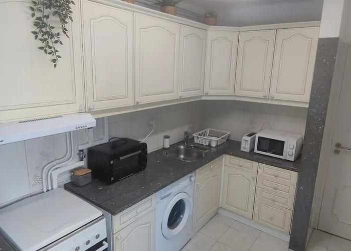 Apartamento Aconchegante T3 Em Telheiras