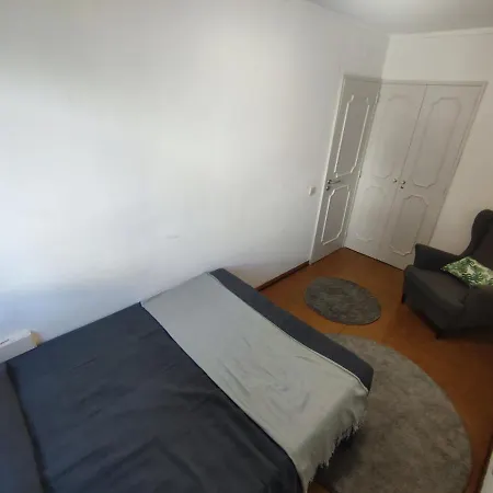 Daire Aconchegante T3 Em Telheiras *