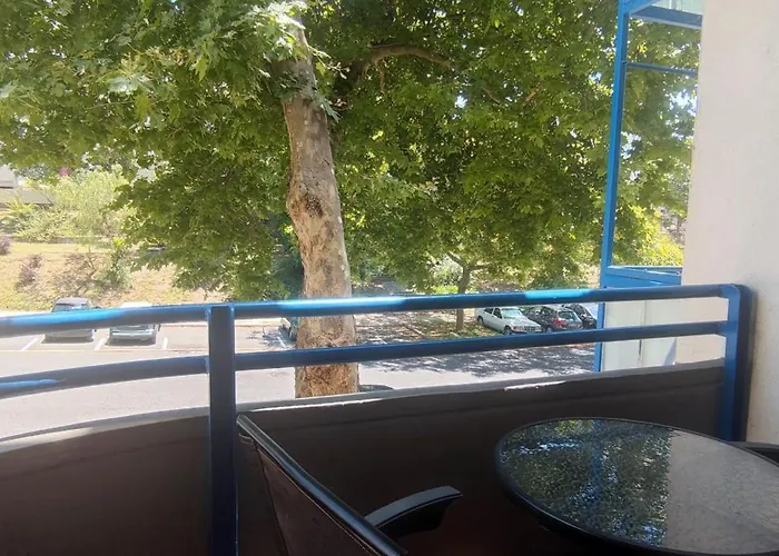 Apartamento Aconchegante T3 Em Telheiras *